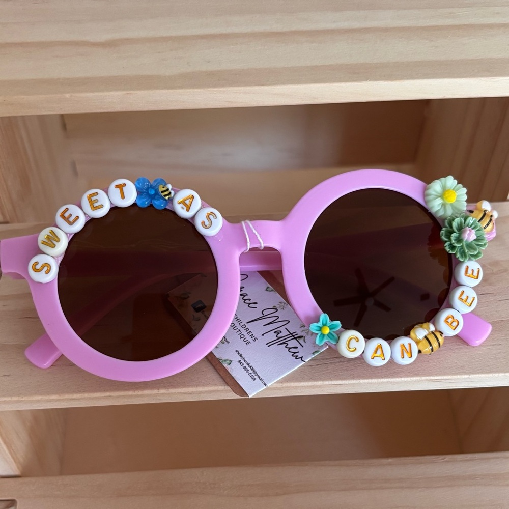 “Sweet as can bee” beaded Pink Sunglasses with Floral Accents